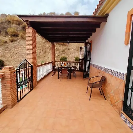 Villa Rural Rio De La Miel *
