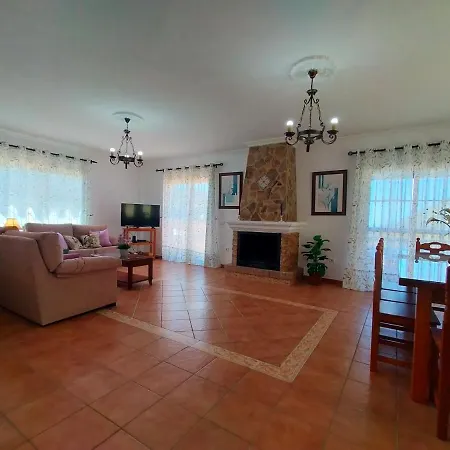 Villa Rural Rio De La Miel *